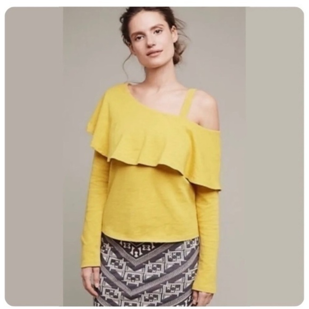 ANTHROPOLOGIE Postmark  One Shoulder Ruffle Knit Blouse golden mustard small